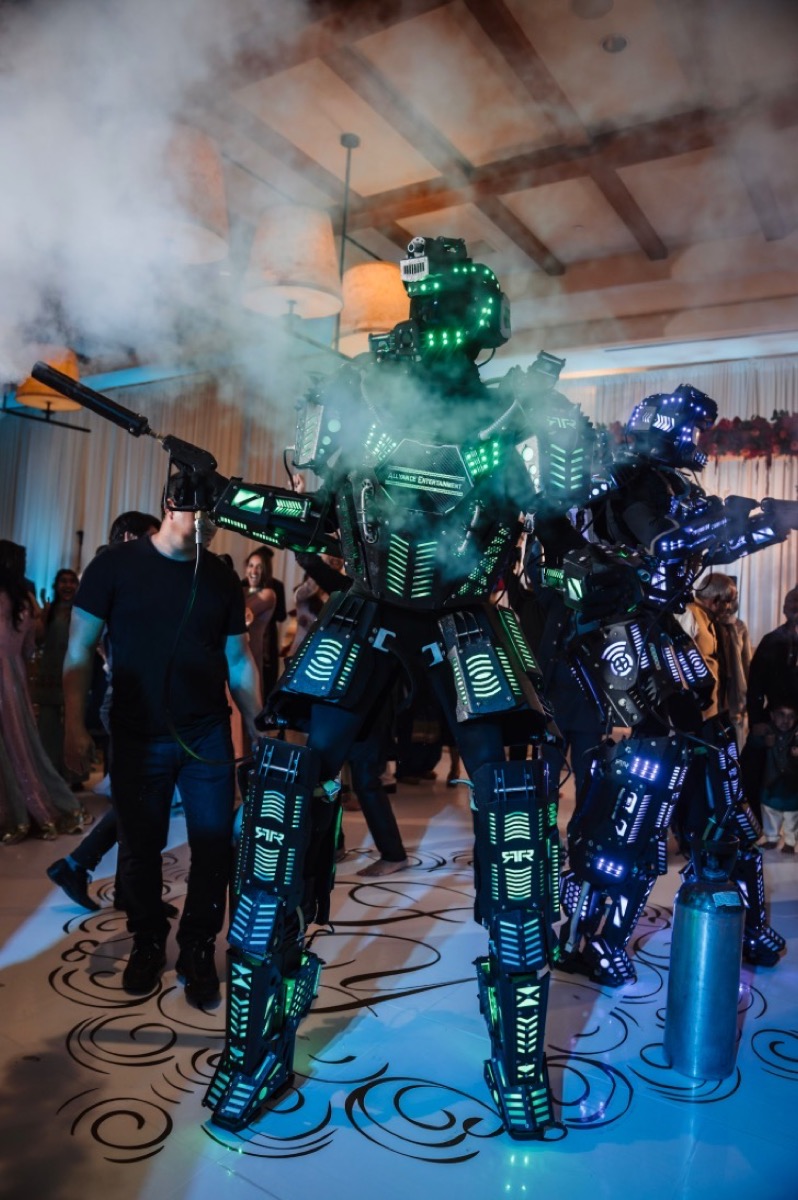Robot in LED costume, photo 5